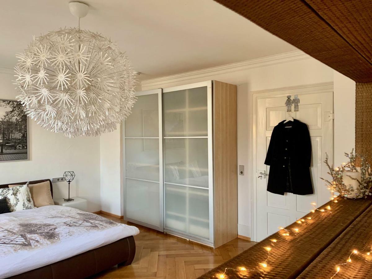 Deluxe Business City Apartments Metzingen Villa Landenberger מראה חיצוני תמונה