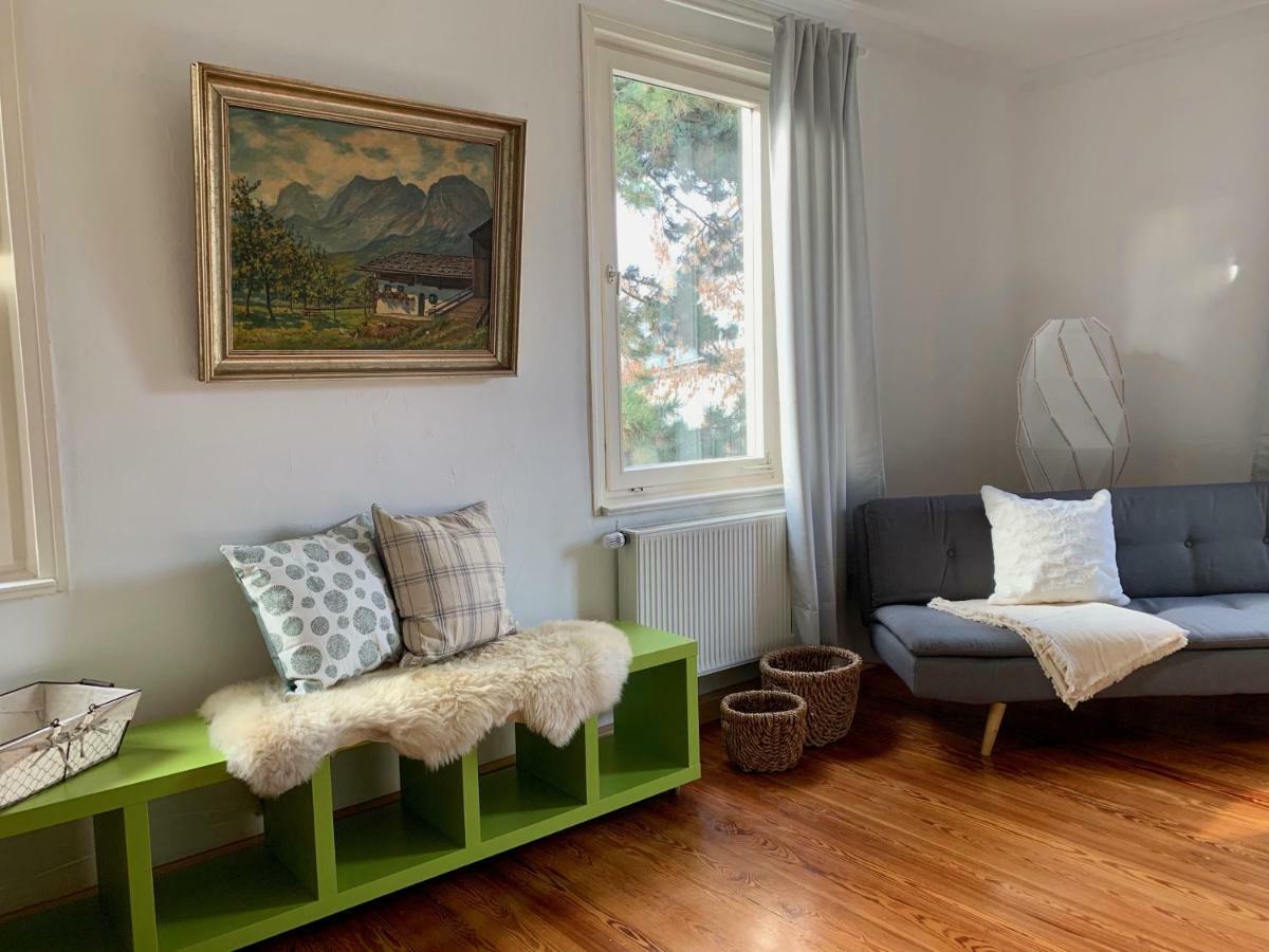 Deluxe Business City Apartments Metzingen Villa Landenberger מראה חיצוני תמונה